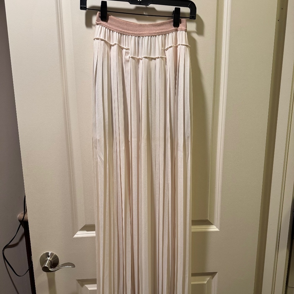 BCBGMaxAzria Pleated Maxi Skirt